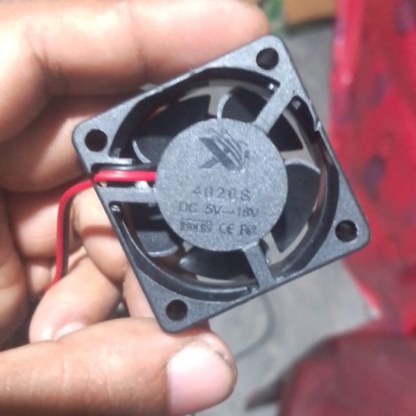 Mini cooling fan